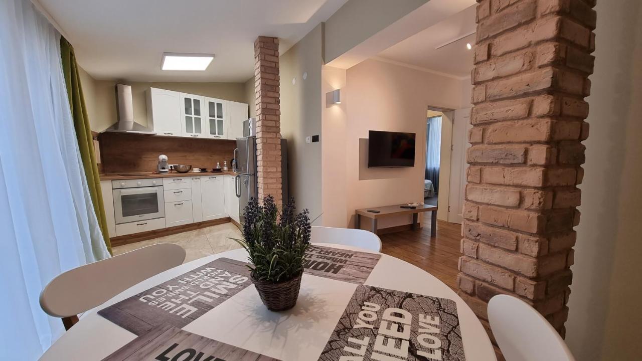 Old Town City Center Apartment Ruse Exteriér fotografie